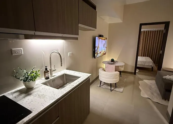 Cozy 1br In Bgc At Park Mckinley West Near Airport 公寓 *
